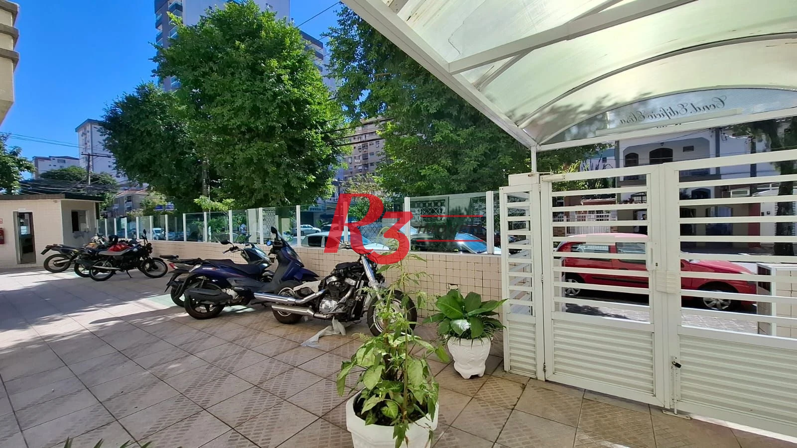 Apartamento com 3 dormitórios à venda, 103 m² por R$ 700.000,00 - Campo Grande - Santos/SP