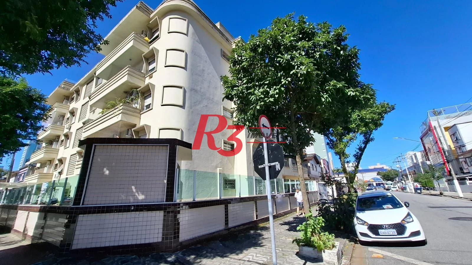 Apartamento com 3 dormitórios à venda, 103 m² por R$ 700.000,00 - Campo Grande - Santos/SP