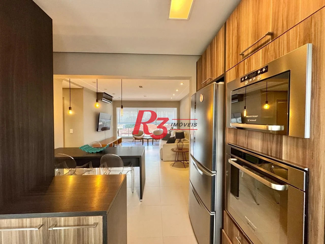 Apartamento com 2 dormitórios à venda, 70 m² por R$ 1.080.000,00 - Gonzaga - Santos/SP