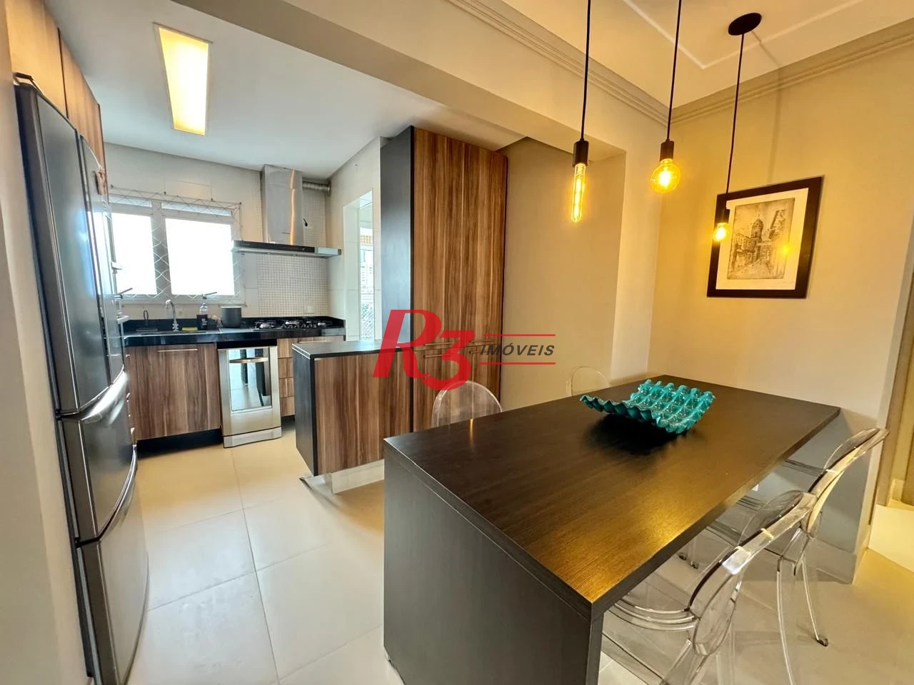 Apartamento com 2 dormitórios à venda, 70 m² por R$ 1.080.000,00 - Gonzaga - Santos/SP
