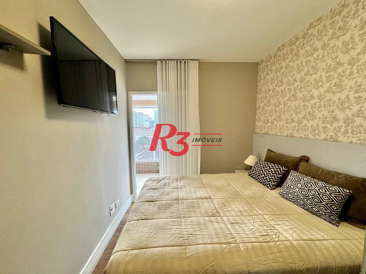 Apartamento com 2 dormitórios à venda, 70 m² por R$ 1.080.000,00 - Gonzaga - Santos/SP