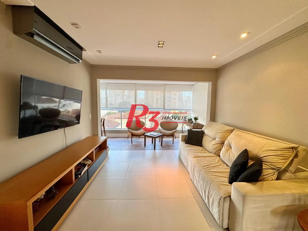 Apartamento com 2 dormitórios à venda, 70 m² por R$ 1.080.000,00 - Gonzaga - Santos/SP