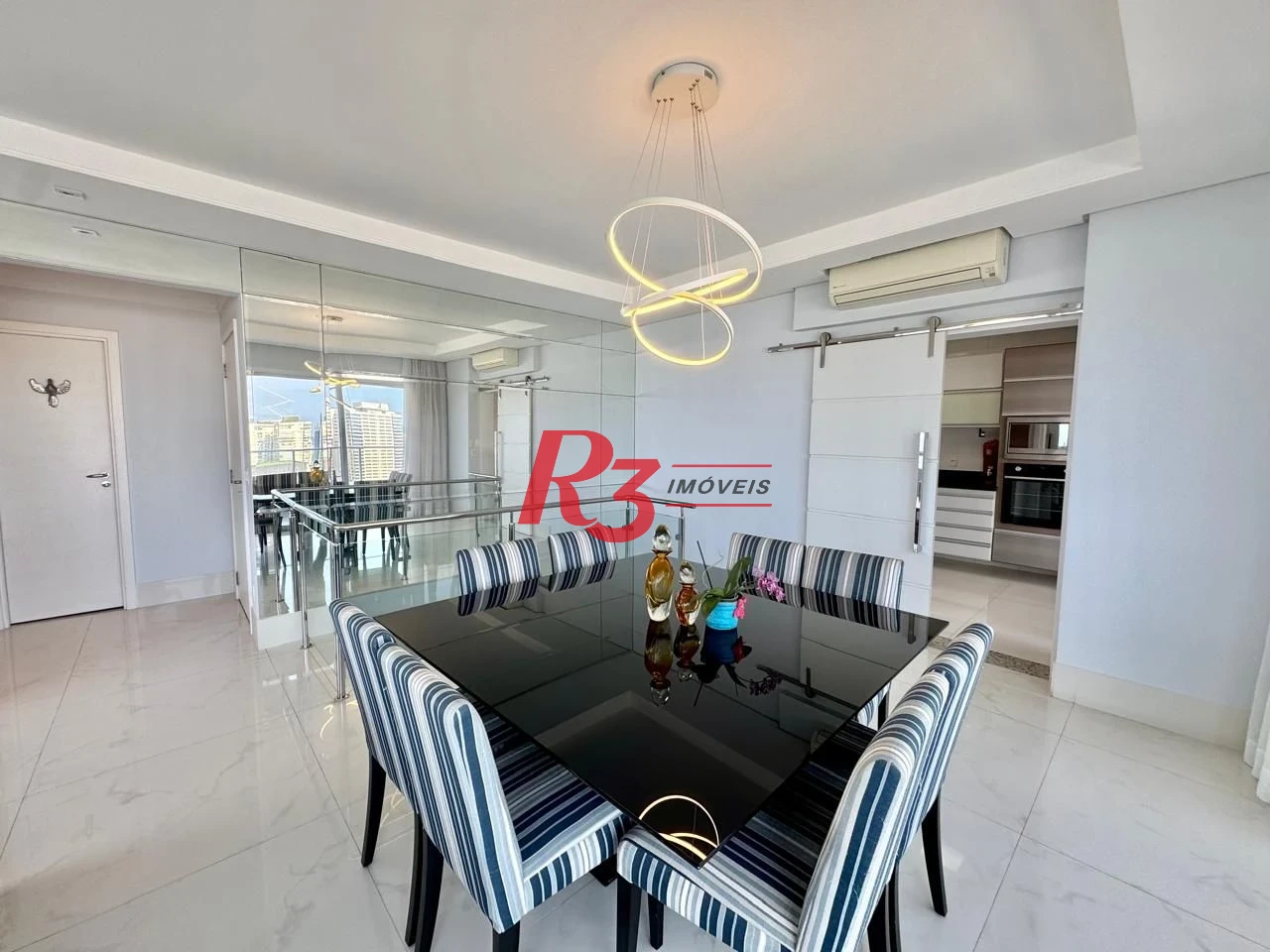 Apartamento Duplex com 4 dormitórios à venda, 236 m² por R$ 5.500.000,00 - Embaré - Santos/SP