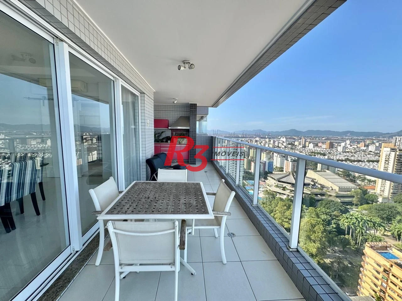 Apartamento Duplex com 4 dormitórios à venda, 236 m² por R$ 5.500.000,00 - Embaré - Santos/SP