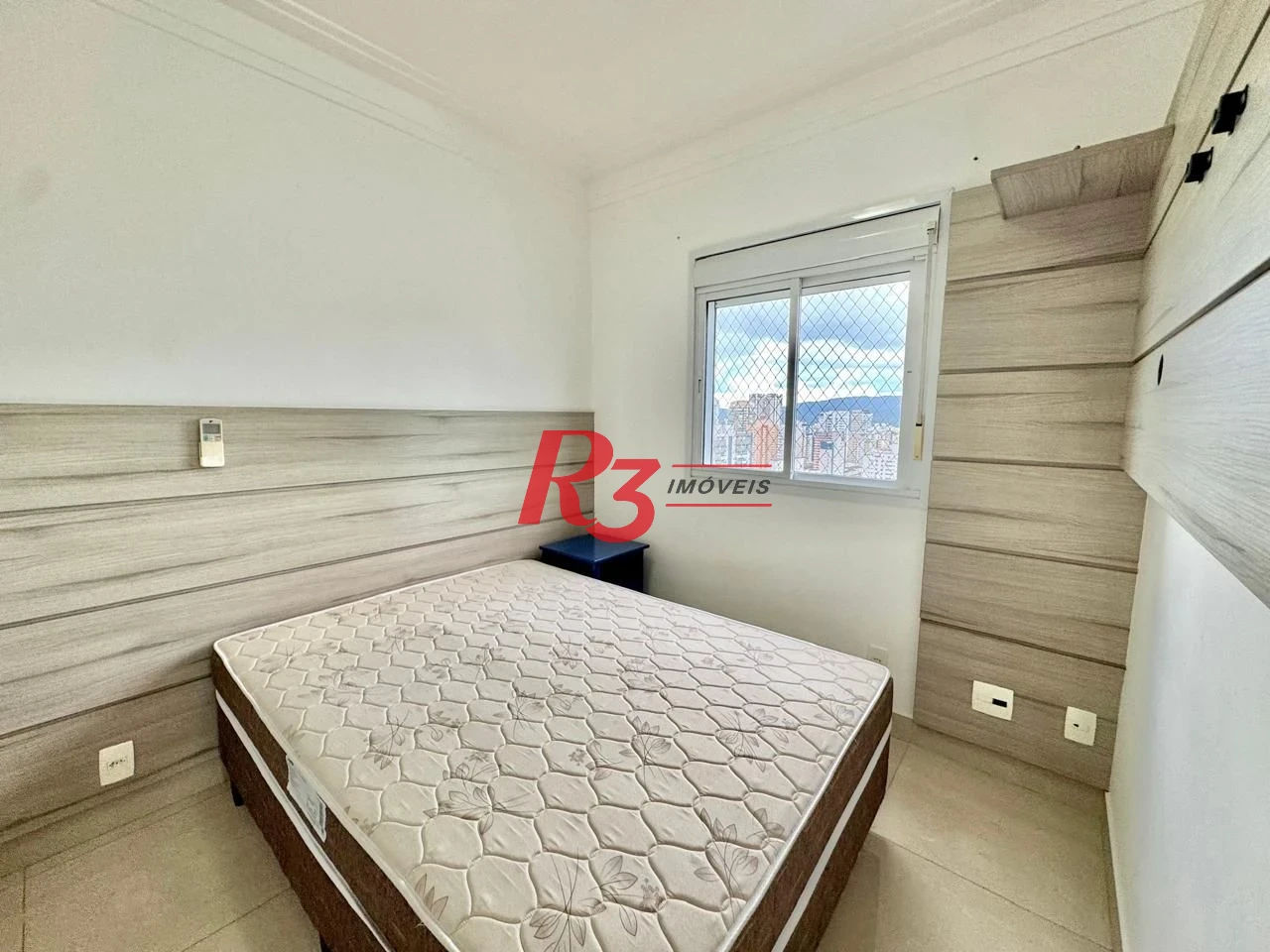 Apartamento com 2 dormitórios para alugar, 70 m² por R$ 6.000,00/mês - Boqueirão - Santos/SP