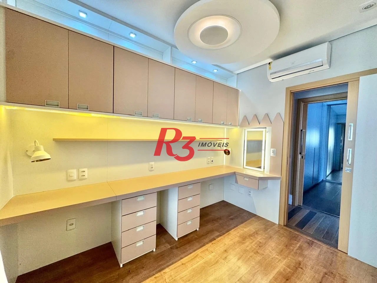 Apartamento para alugar, 127 m² por R$ 13.900,00/mês - Boqueirão - Santos/SP