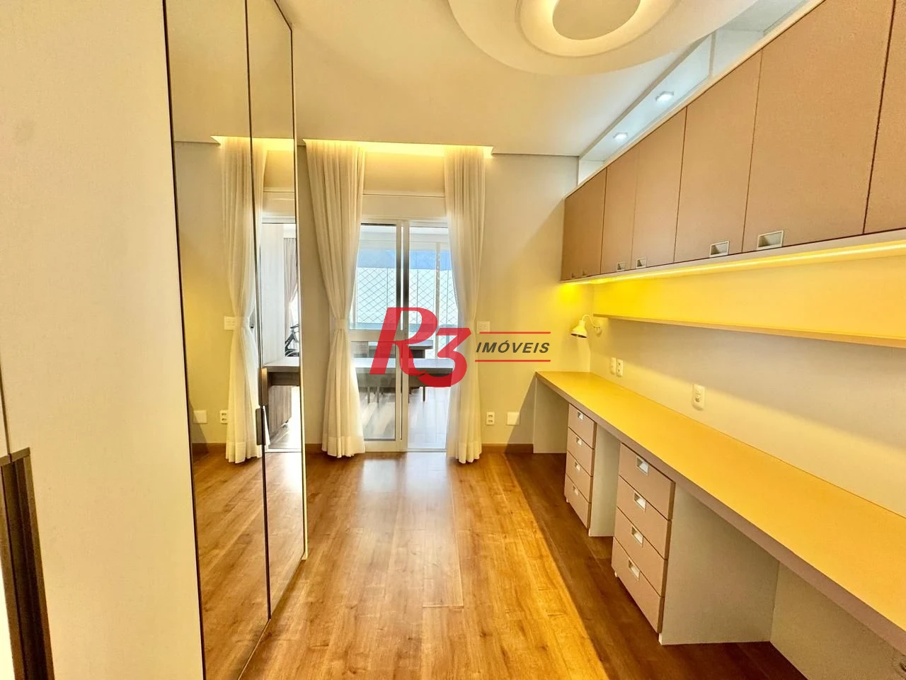 Apartamento para alugar, 127 m² por R$ 13.900,00/mês - Boqueirão - Santos/SP