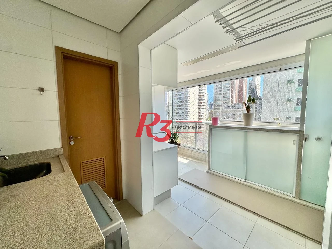 Apartamento para alugar, 127 m² por R$ 13.900,00/mês - Boqueirão - Santos/SP