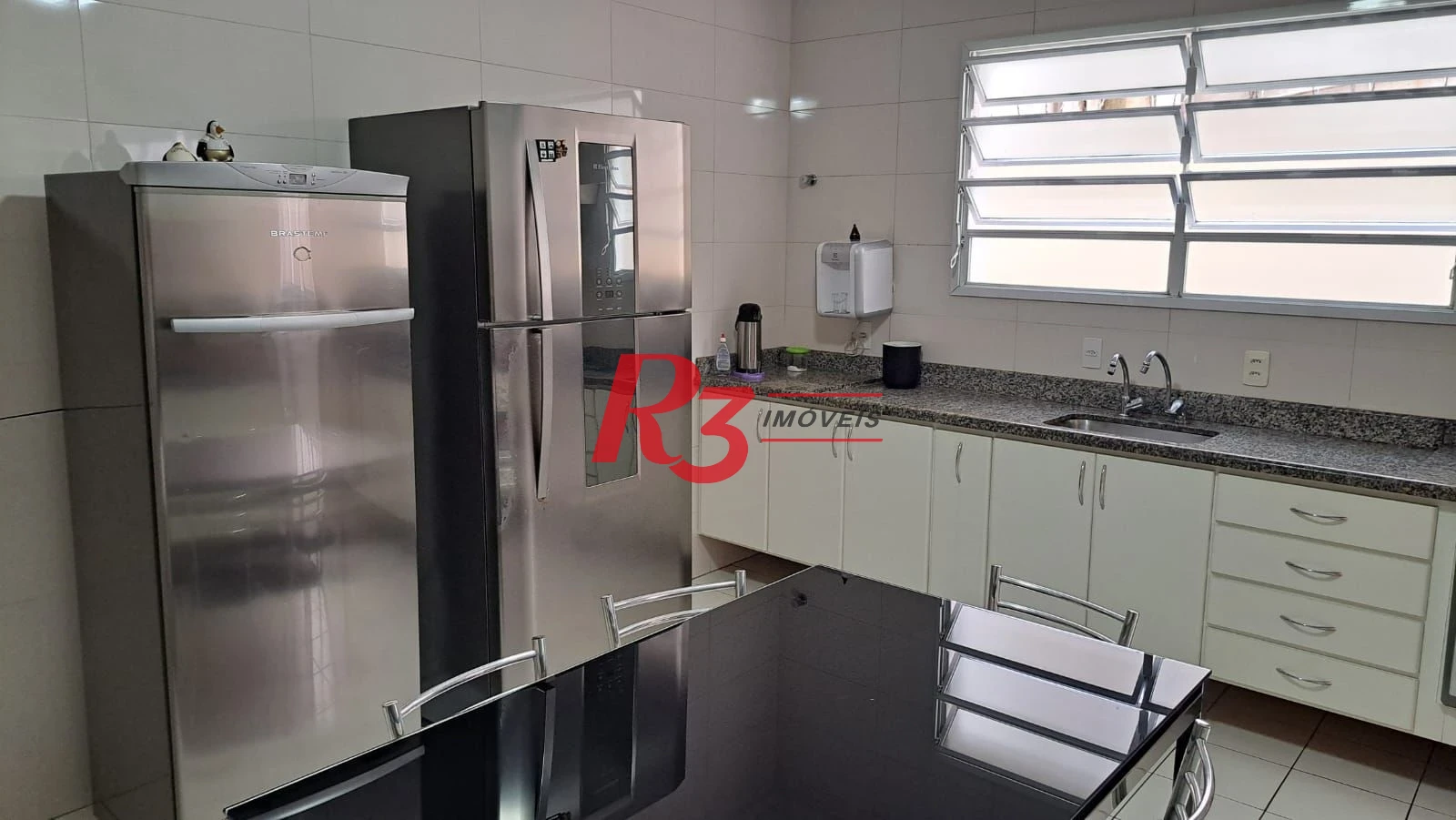 Casa com 3 dormitórios à venda, 161 m² por R$ 1.420.000,00 - Embaré - Santos/SP