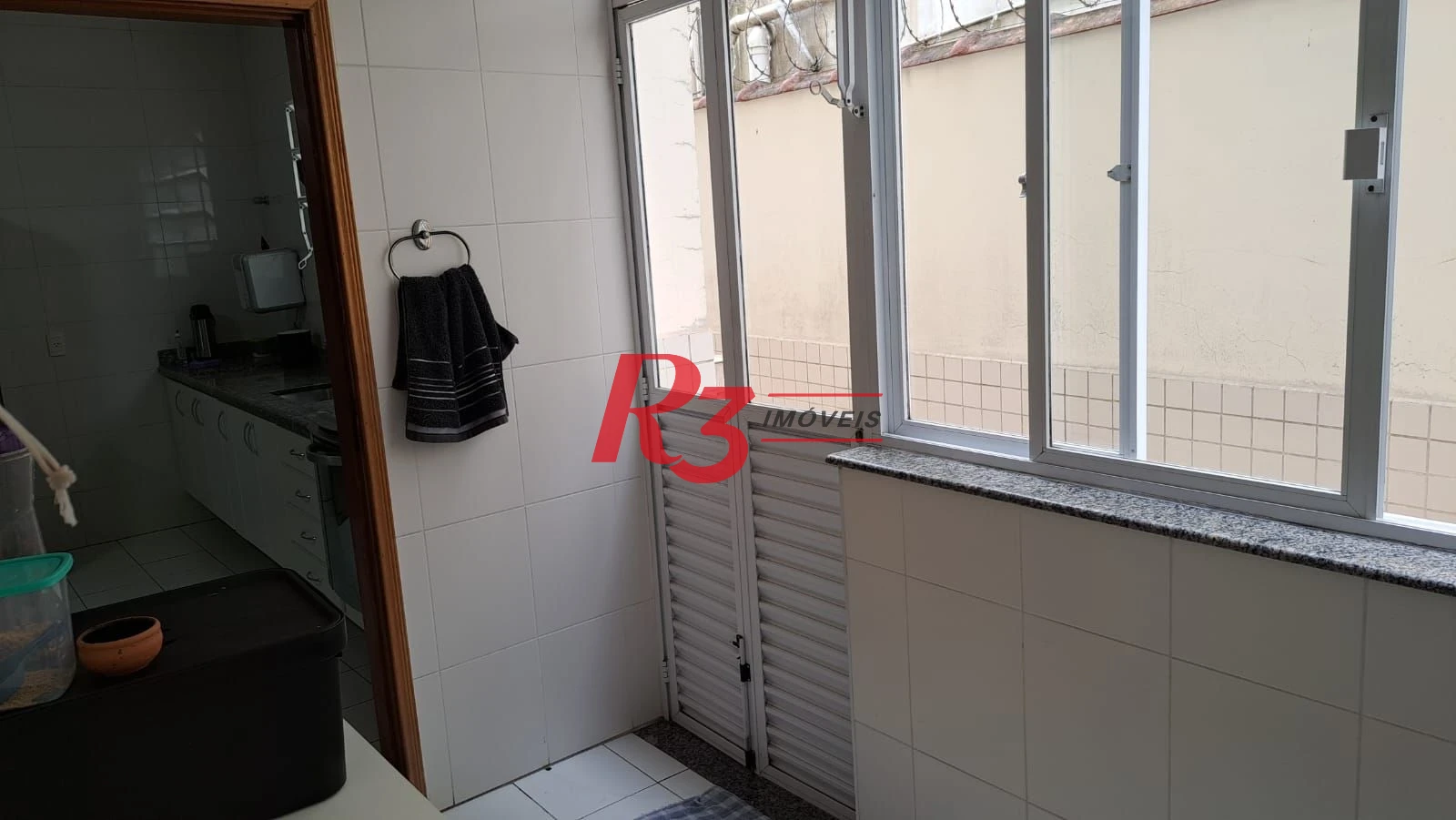 Casa com 3 dormitórios à venda, 161 m² por R$ 1.420.000,00 - Embaré - Santos/SP
