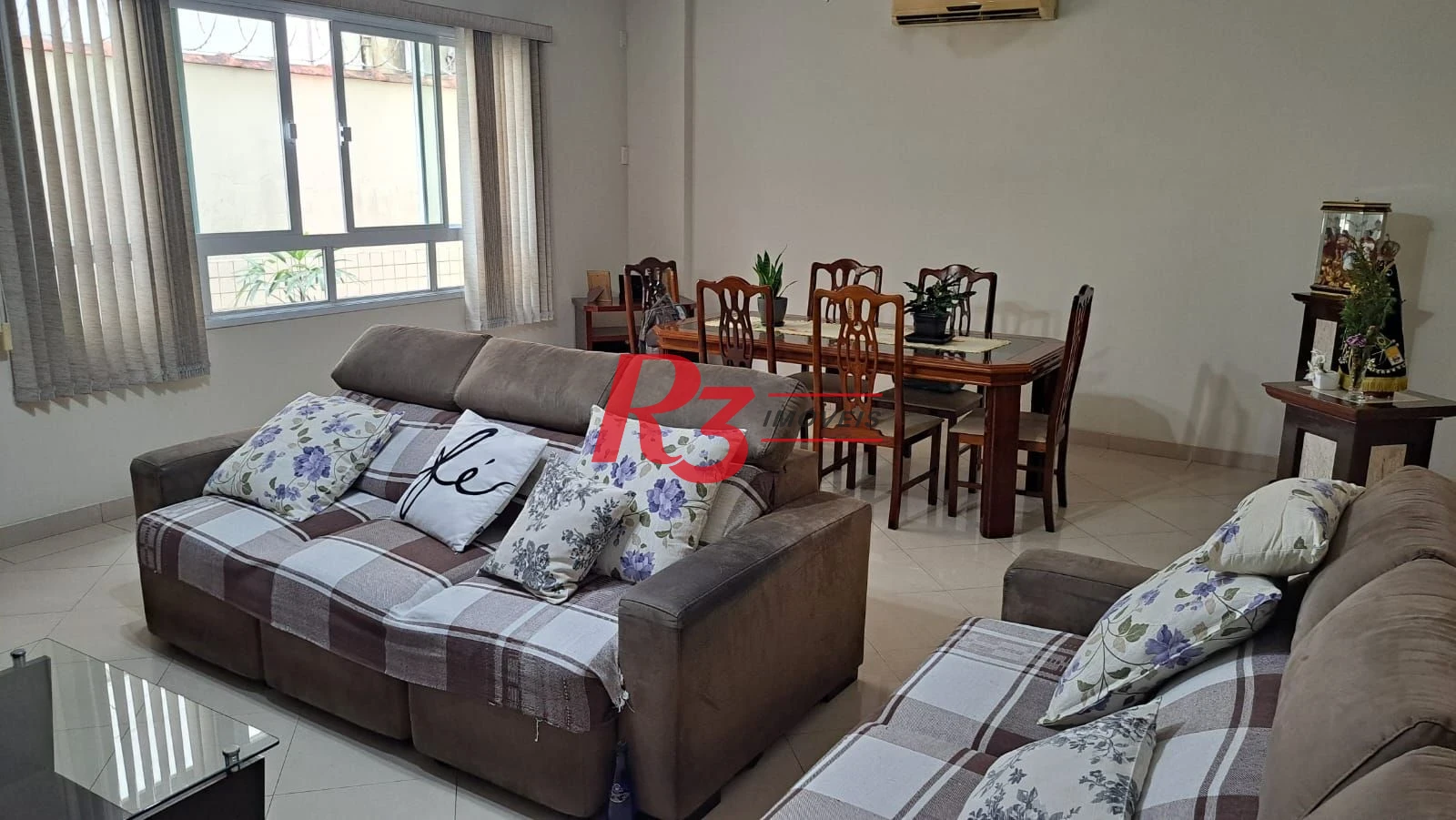 Casa com 3 dormitórios à venda, 161 m² por R$ 1.420.000,00 - Embaré - Santos/SP