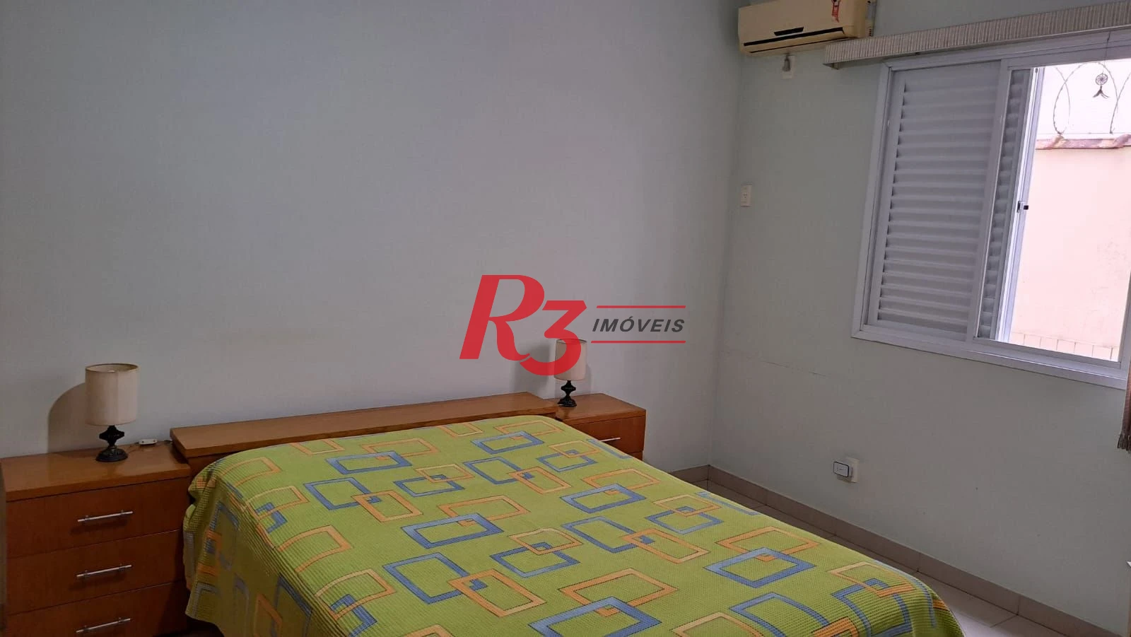 Casa com 3 dormitórios à venda, 161 m² por R$ 1.420.000,00 - Embaré - Santos/SP