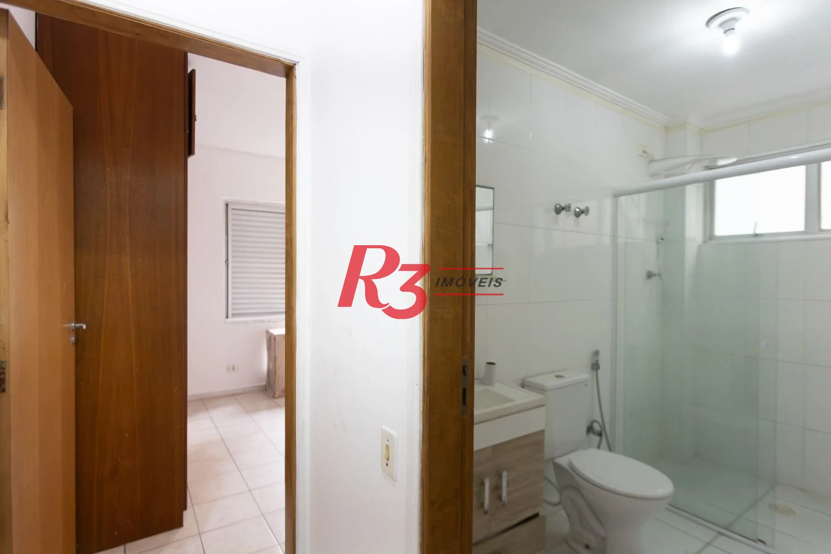 Apartamento com 2 dormitórios à venda, 83 m² por R$ 535.000,00 - Gonzaga - Santos/SP