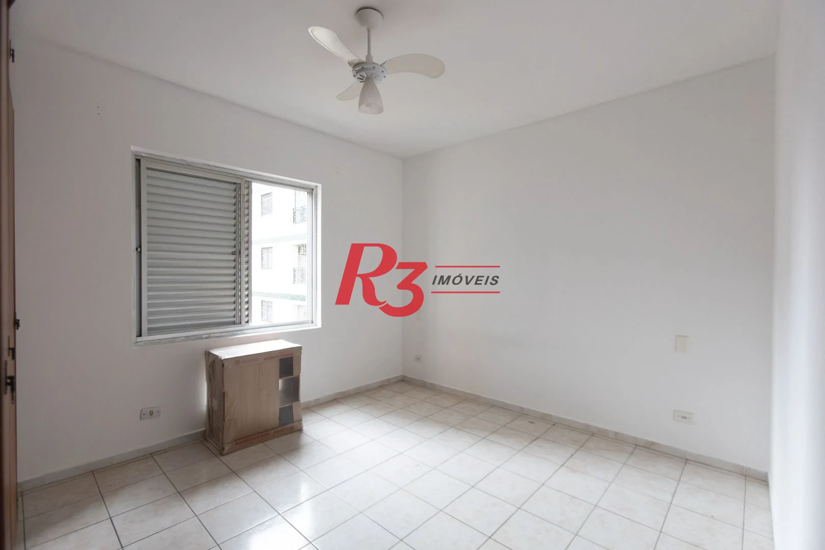 Apartamento com 2 dormitórios à venda, 83 m² por R$ 535.000,00 - Gonzaga - Santos/SP