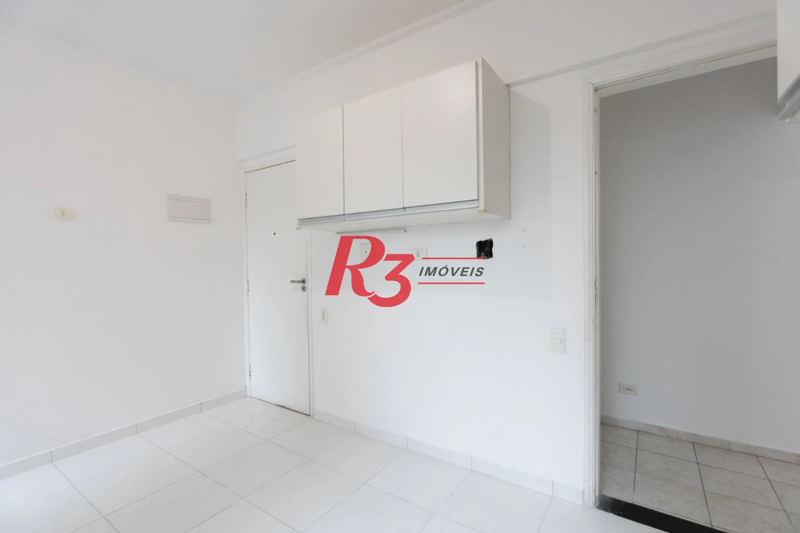 Apartamento com 2 dormitórios à venda, 83 m² por R$ 535.000,00 - Gonzaga - Santos/SP