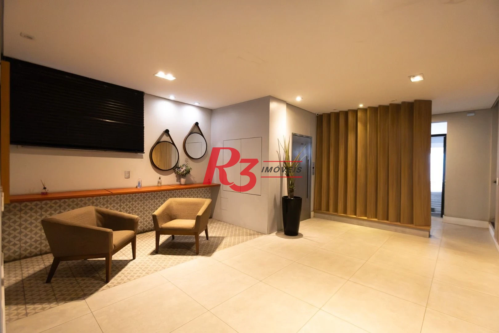 Apartamento com 2 dormitórios à venda, 83 m² por R$ 535.000,00 - Gonzaga - Santos/SP