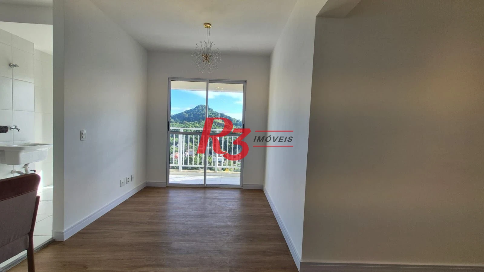 Oportunidade! Apartamento de 2 quartos em Santos com sacada vista livre, andar alto, lazer completo, 1 vaga, 380 mil, oportunidade!