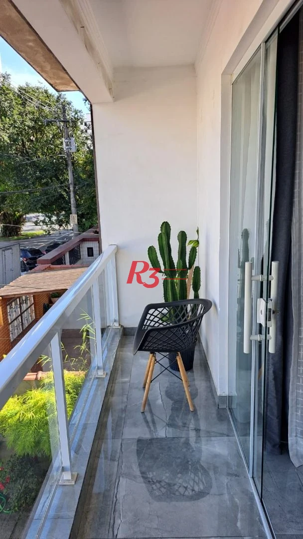 Casa com 3 dormitórios à venda, 147 m² por R$ 1.085.000,00 - Estuário - Santos/SP