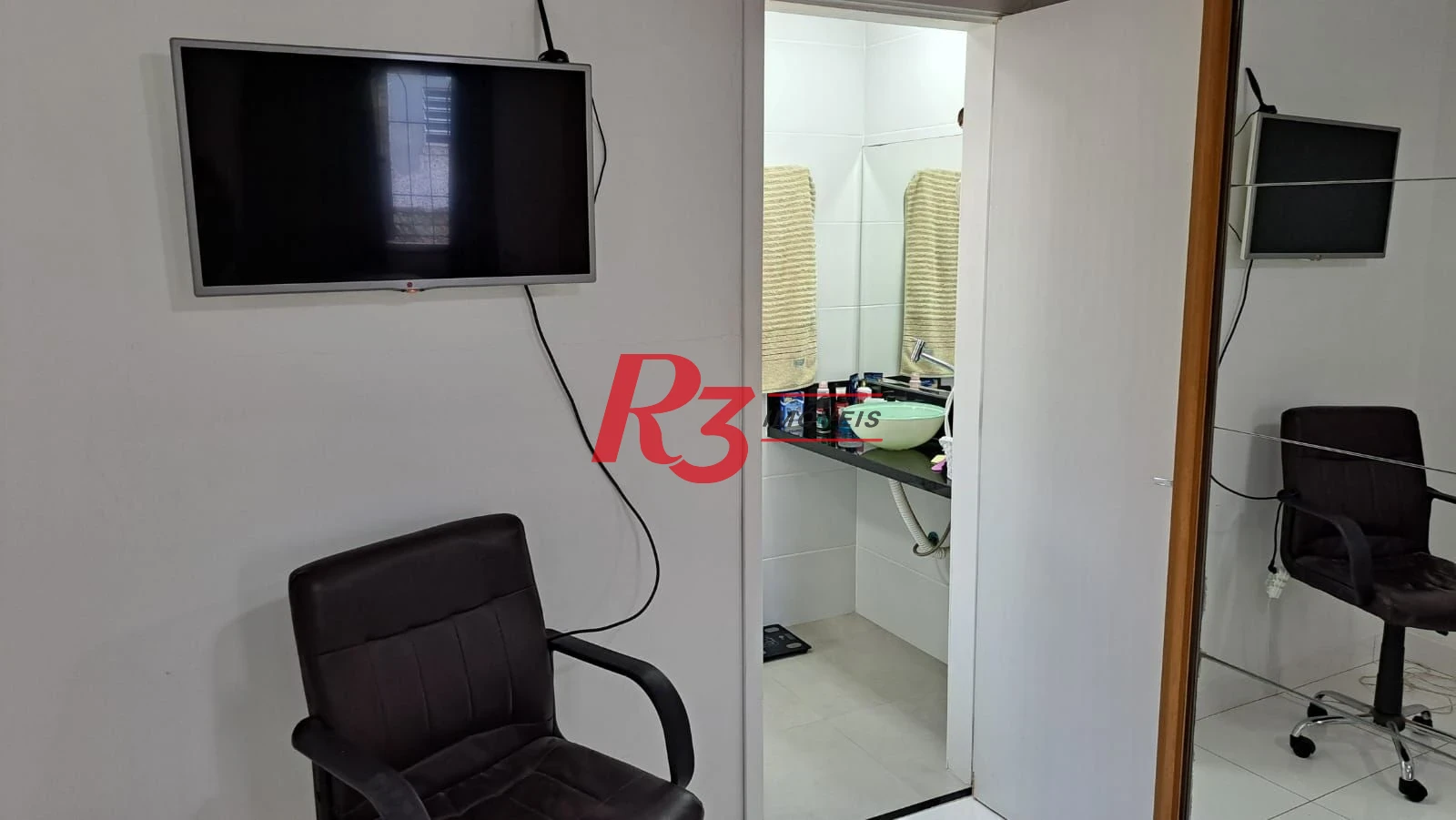 Casa com 3 dormitórios à venda, 147 m² por R$ 1.085.000,00 - Estuário - Santos/SP