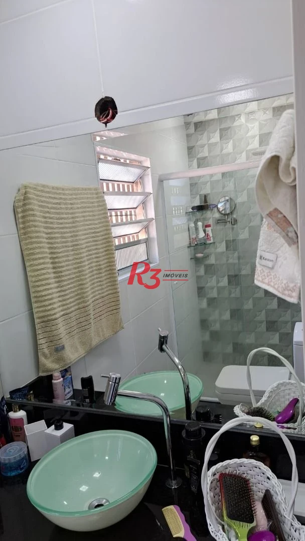 Casa com 3 dormitórios à venda, 147 m² por R$ 1.085.000,00 - Estuário - Santos/SP