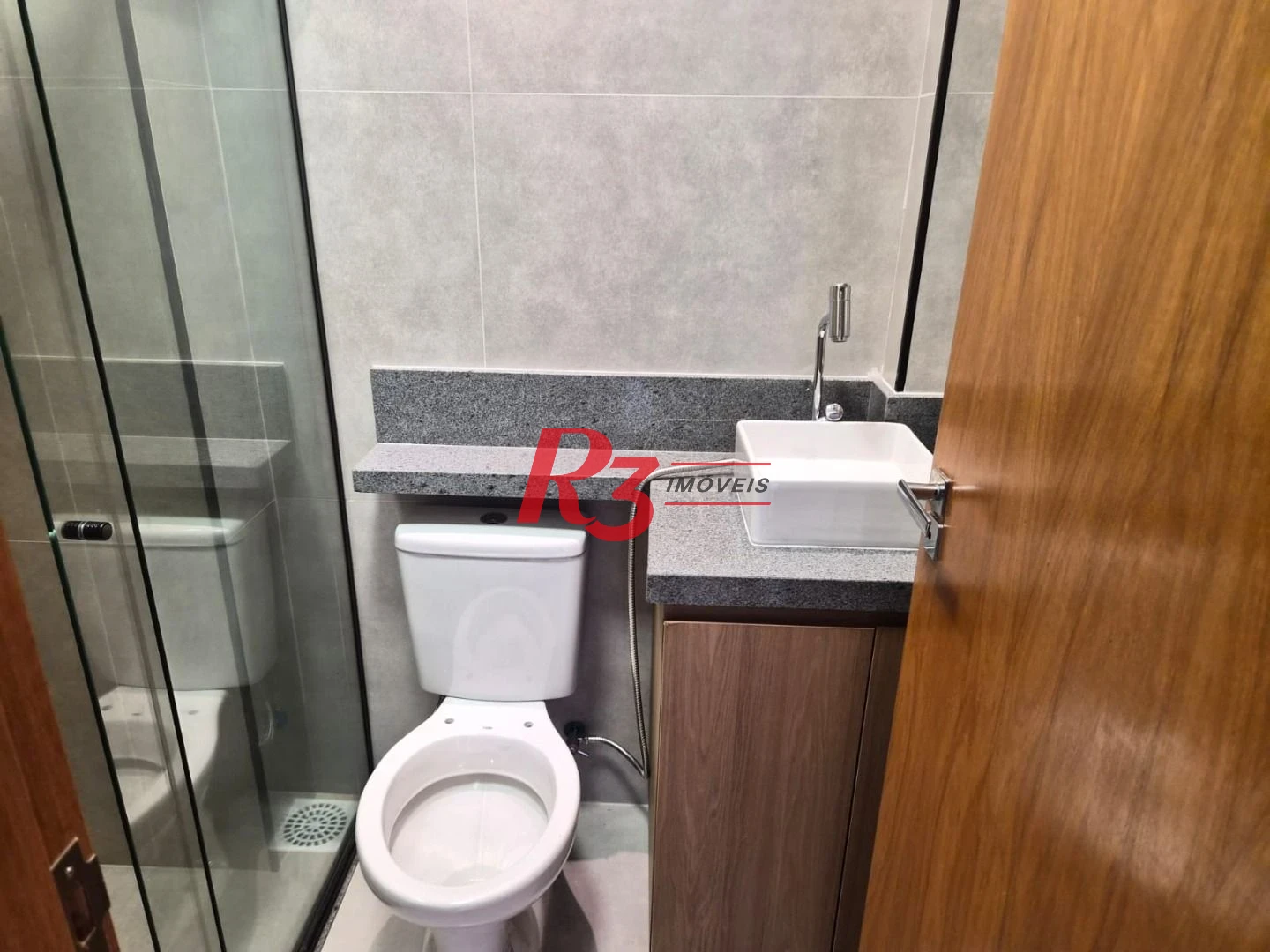 Apartamento com 2 dormitórios à venda, 99 m² por R$ 570.000,00 - Gonzaga - Santos/SP