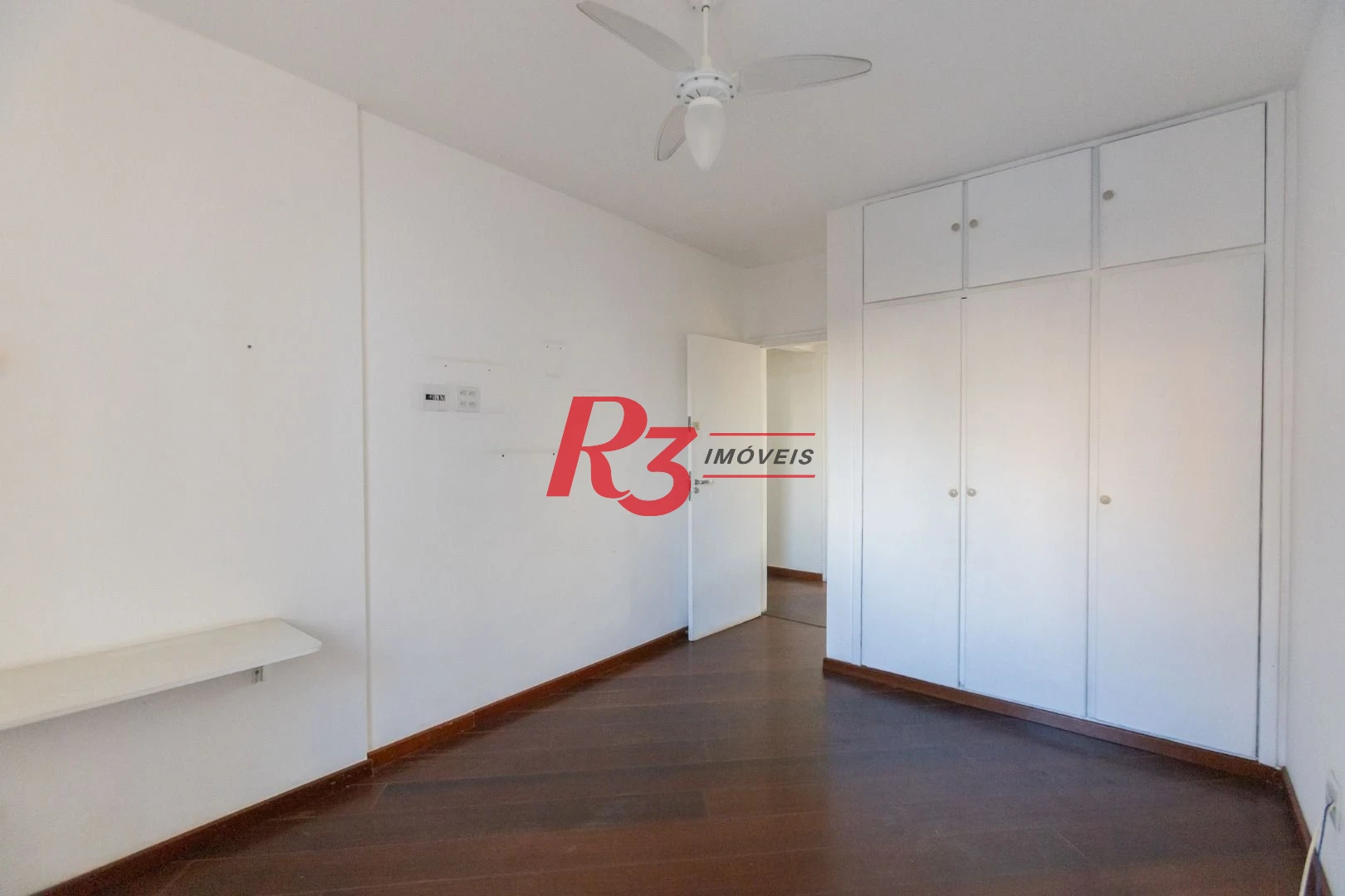 Apartamento com 3 dormitórios à venda, 140 m² por R$ 1.200.000,00 - Ponta da Praia - Santos/SP