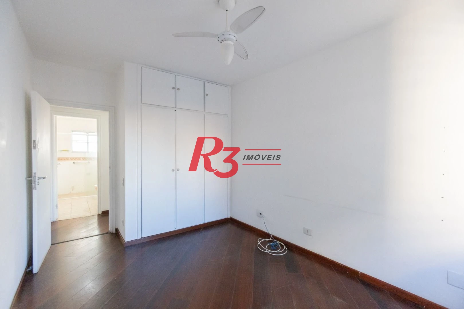 Apartamento com 3 dormitórios à venda, 140 m² por R$ 1.200.000,00 - Ponta da Praia - Santos/SP