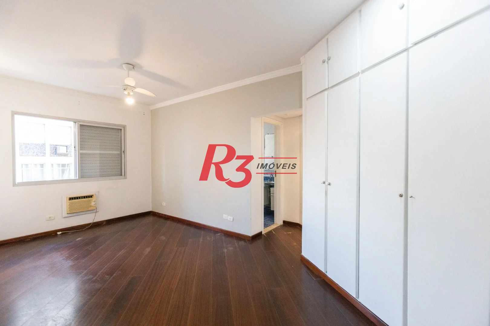 Apartamento com 3 dormitórios à venda, 140 m² por R$ 1.200.000,00 - Ponta da Praia - Santos/SP