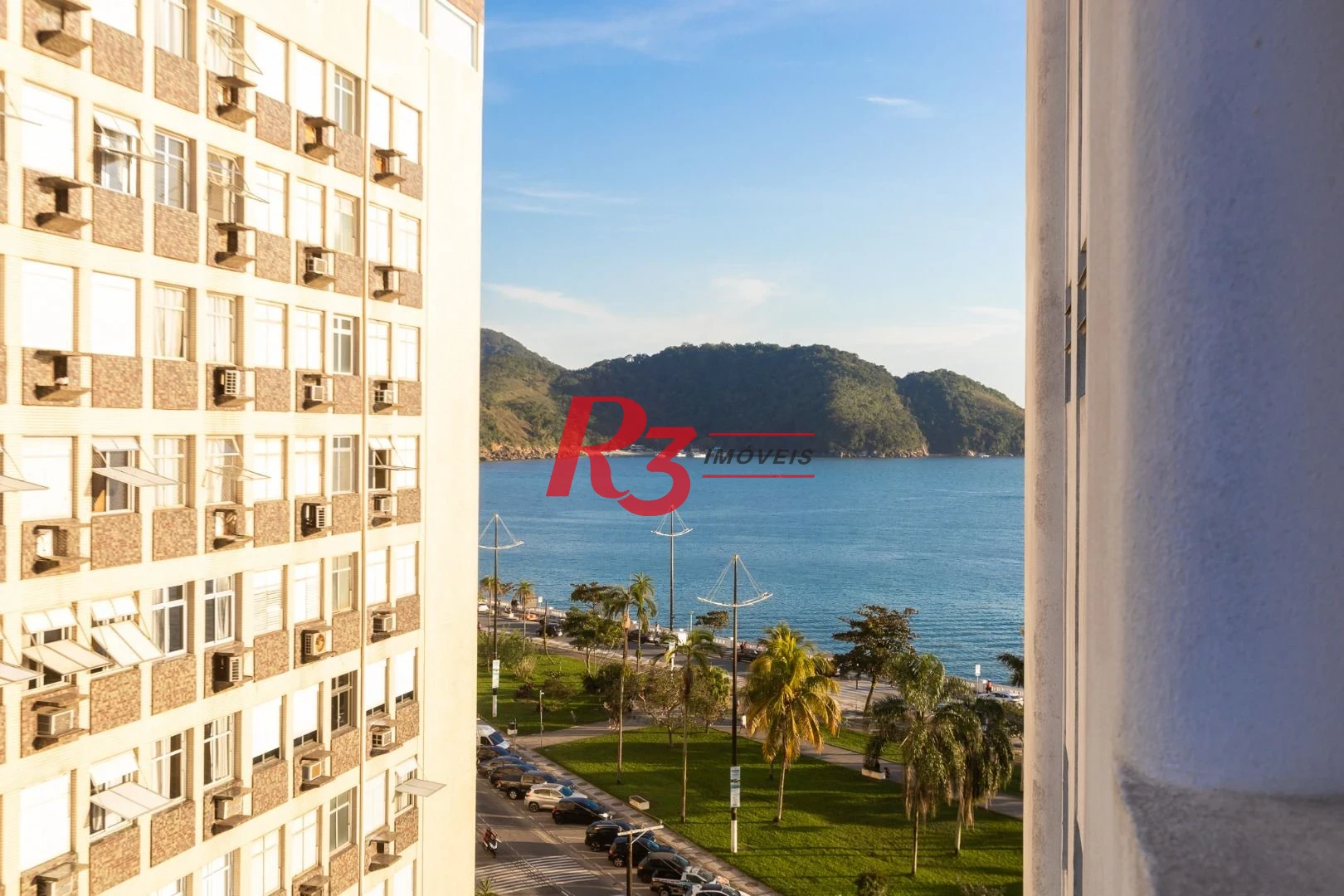 Apartamento com 3 dormitórios à venda, 140 m² por R$ 1.200.000,00 - Ponta da Praia - Santos/SP