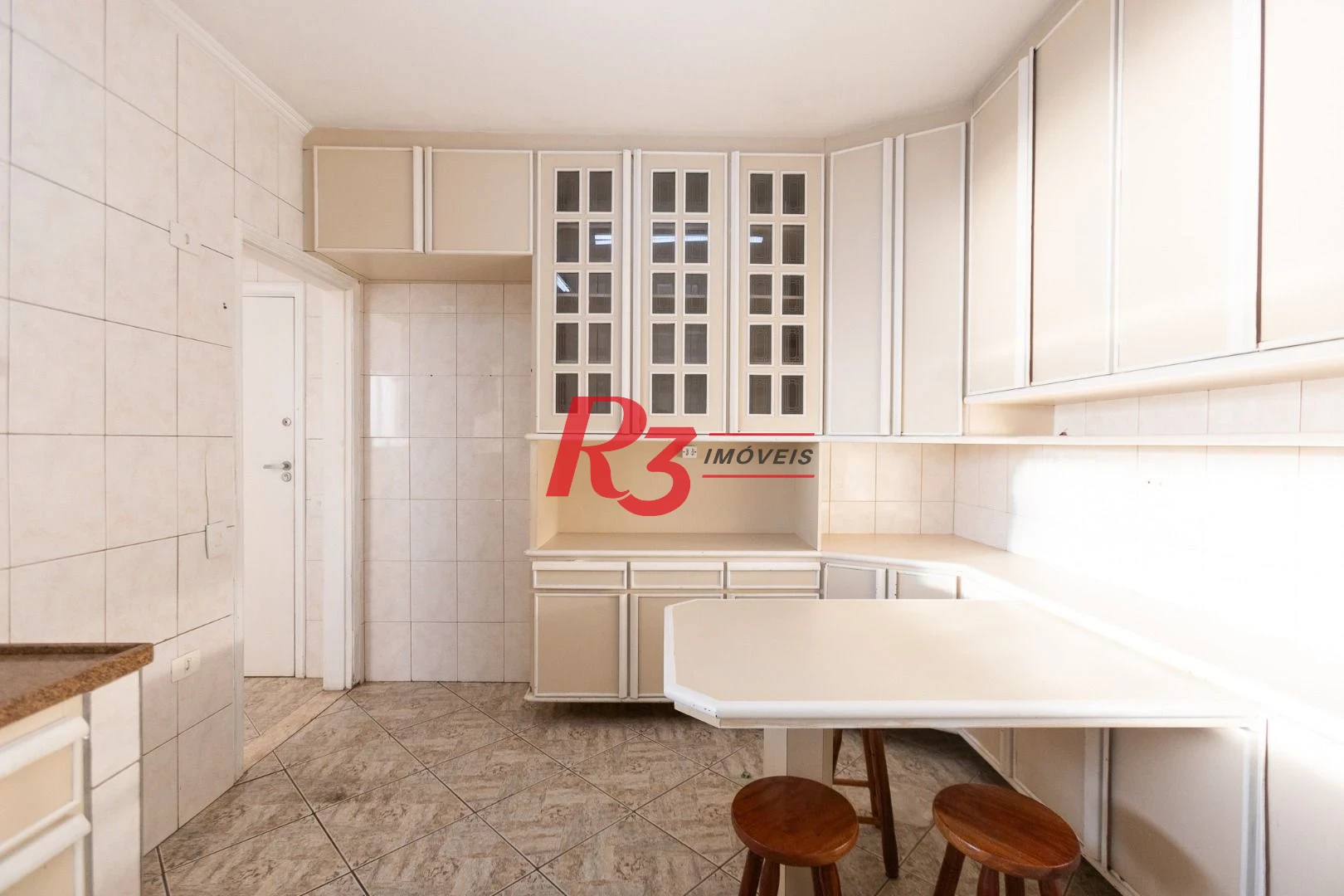 Apartamento com 3 dormitórios à venda, 140 m² por R$ 1.200.000,00 - Ponta da Praia - Santos/SP