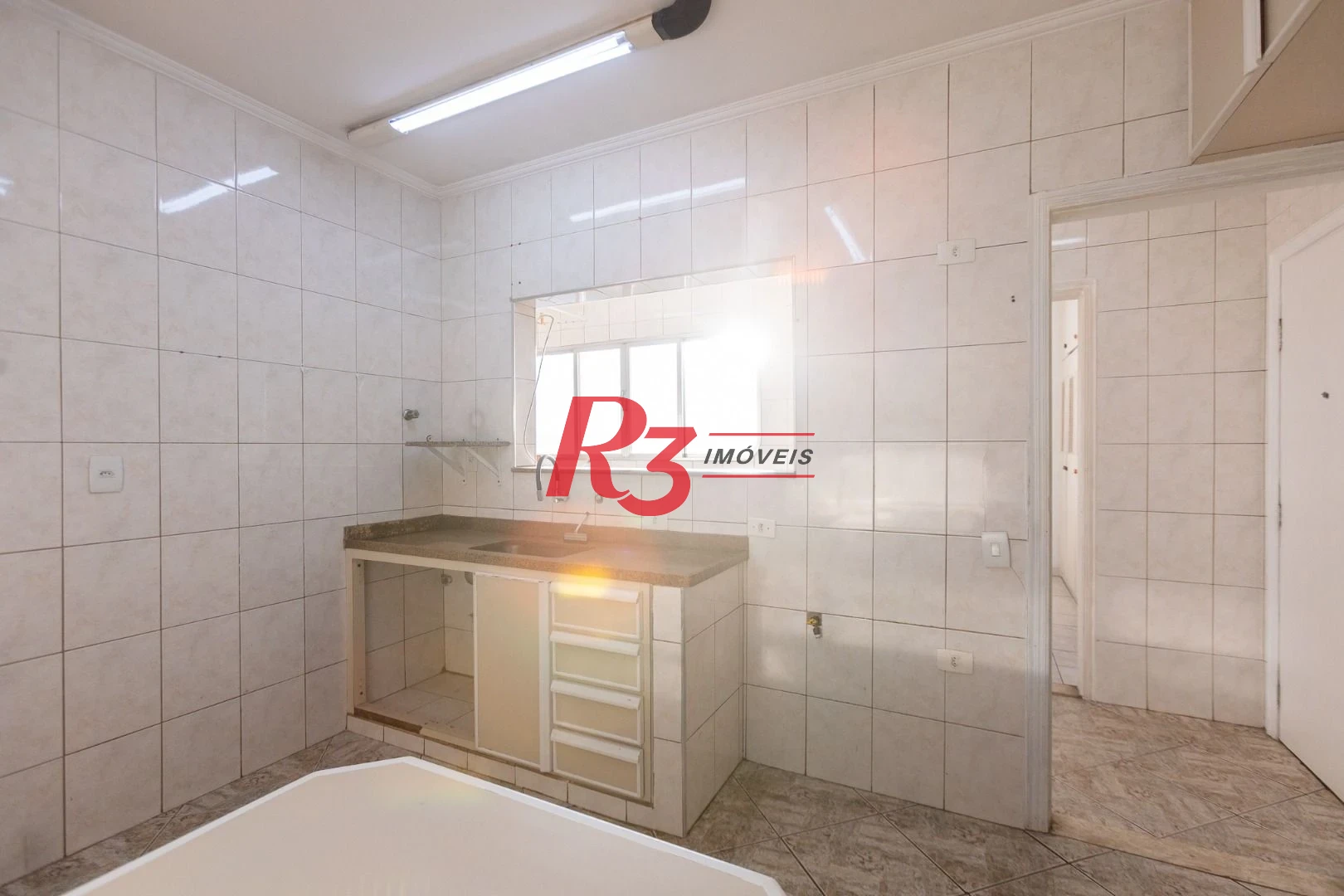 Apartamento com 3 dormitórios à venda, 140 m² por R$ 1.200.000,00 - Ponta da Praia - Santos/SP