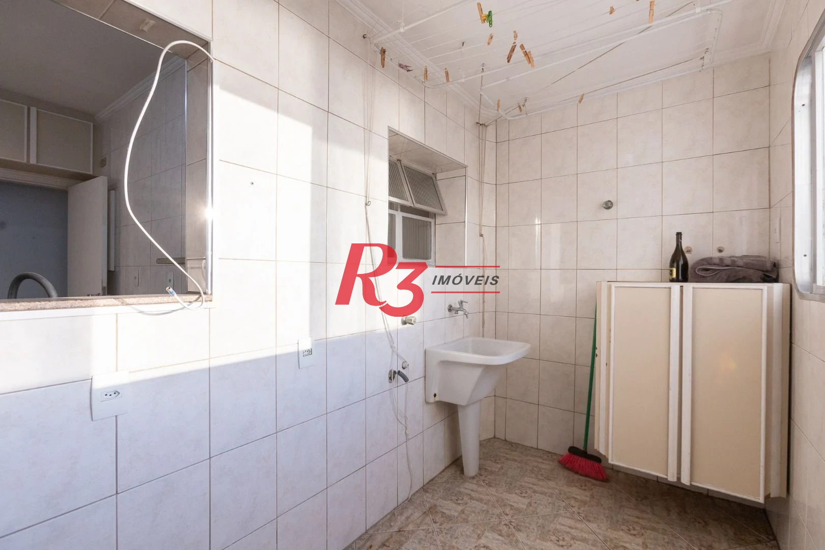 Apartamento com 3 dormitórios à venda, 140 m² por R$ 1.200.000,00 - Ponta da Praia - Santos/SP