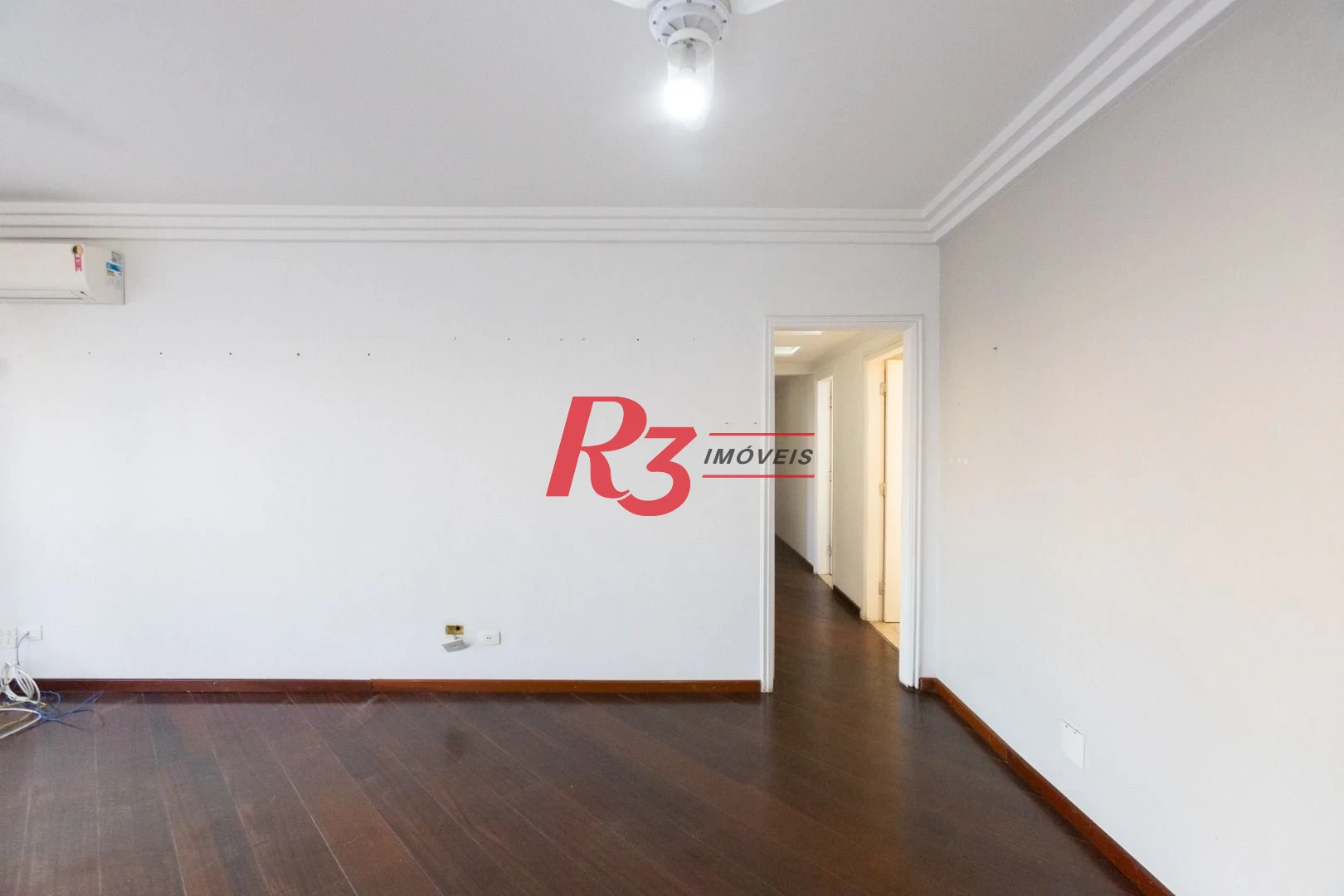 Apartamento com 3 dormitórios à venda, 140 m² por R$ 1.200.000,00 - Ponta da Praia - Santos/SP