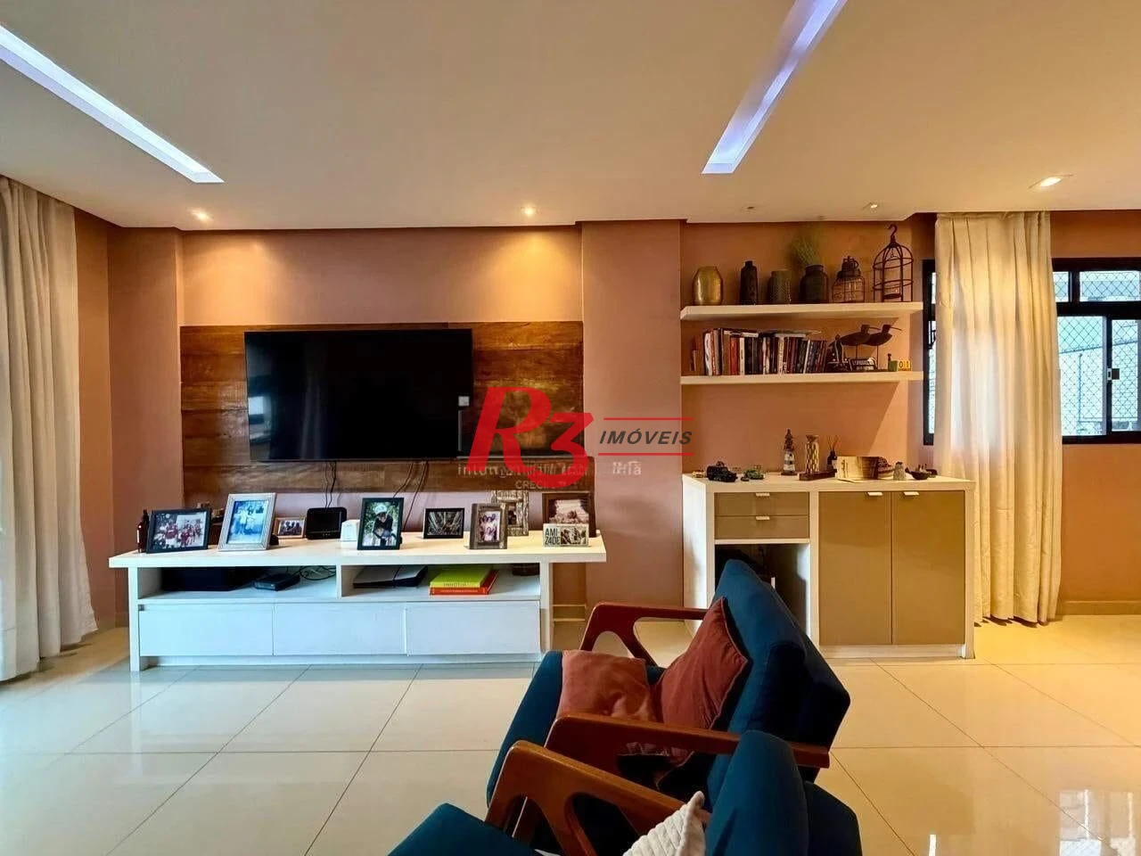 Apartamento com 3 dormitórios à venda, 135 m² por R$ 1.250.000,00 - Embaré - Santos/SP