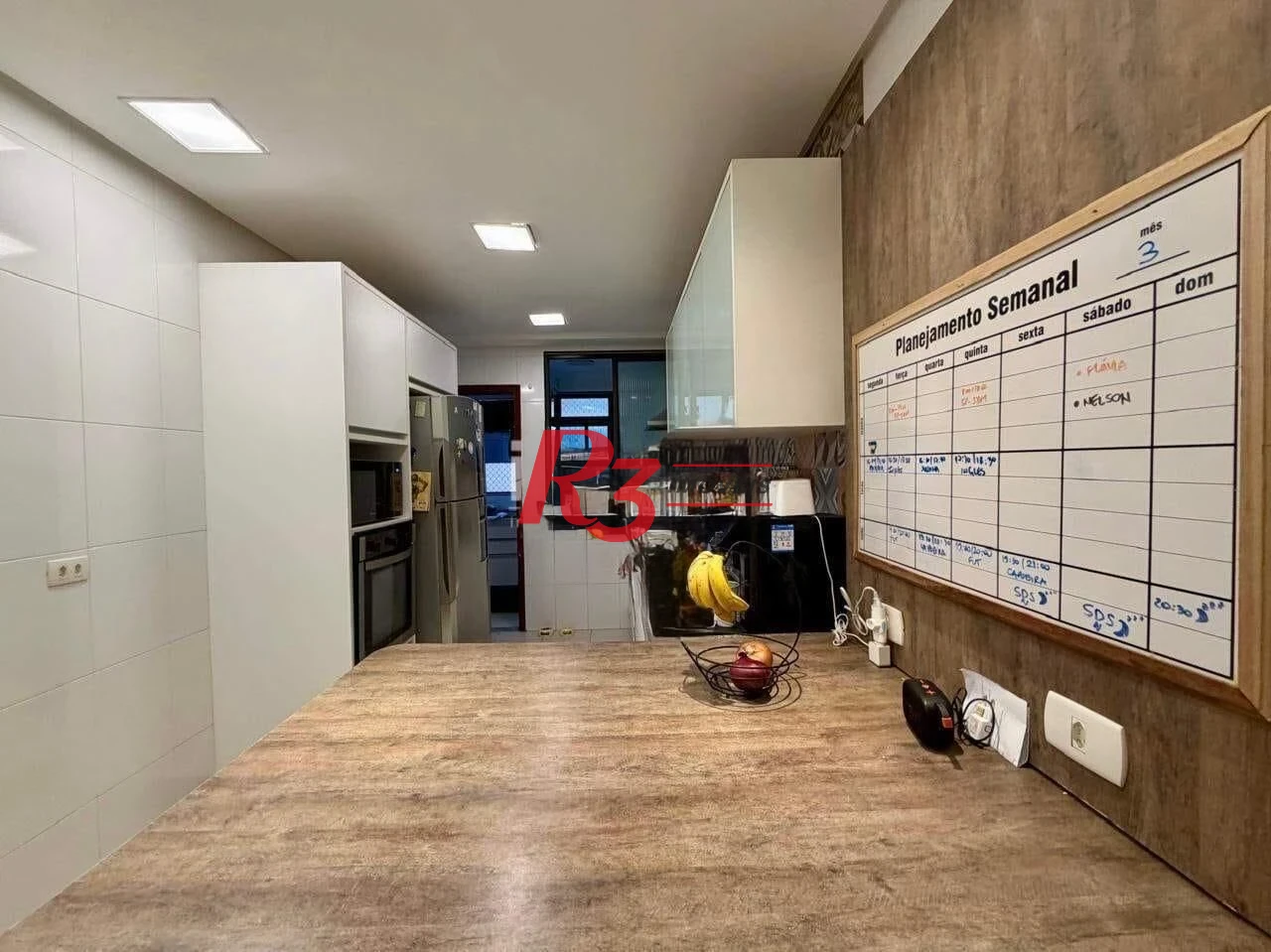 Apartamento com 3 dormitórios à venda, 135 m² por R$ 1.250.000,00 - Embaré - Santos/SP
