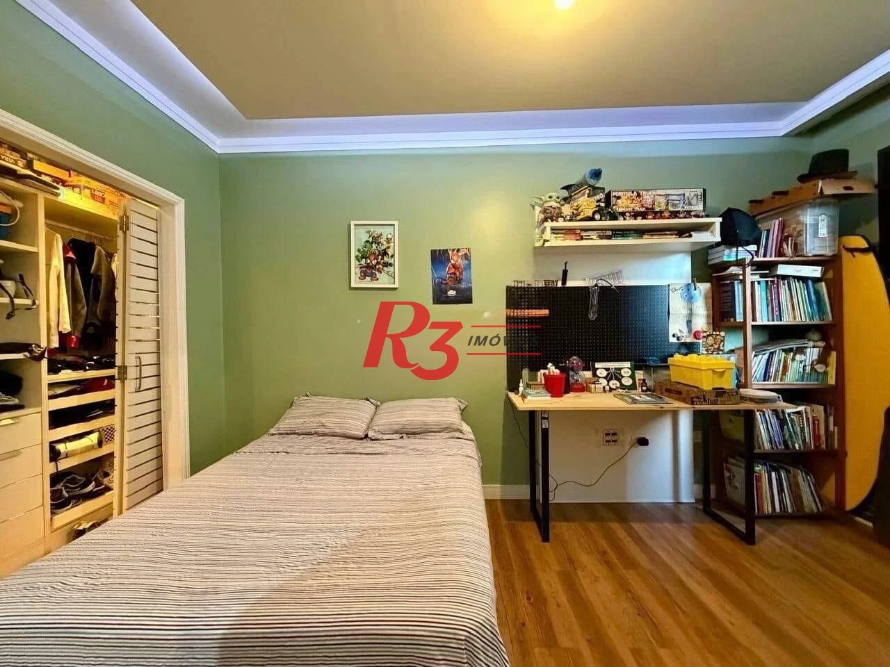 Apartamento com 3 dormitórios à venda, 135 m² por R$ 1.250.000,00 - Embaré - Santos/SP