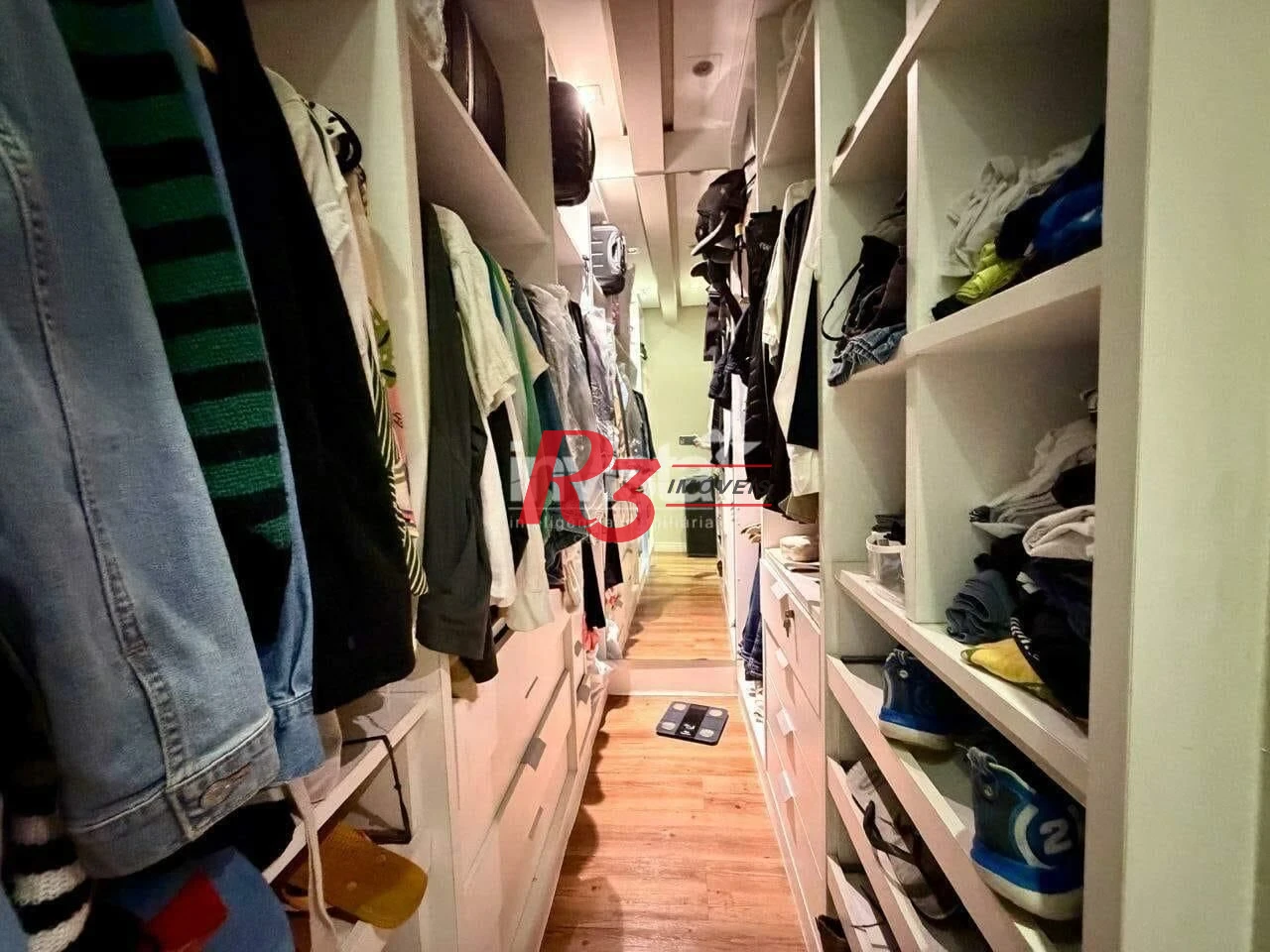 Apartamento com 3 dormitórios à venda, 135 m² por R$ 1.250.000,00 - Embaré - Santos/SP