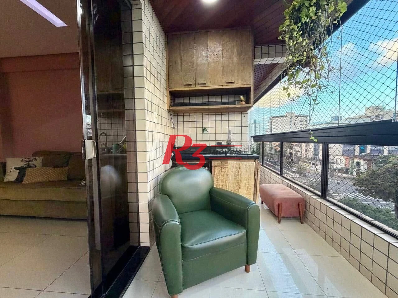 Apartamento com 3 dormitórios à venda, 135 m² por R$ 1.250.000,00 - Embaré - Santos/SP