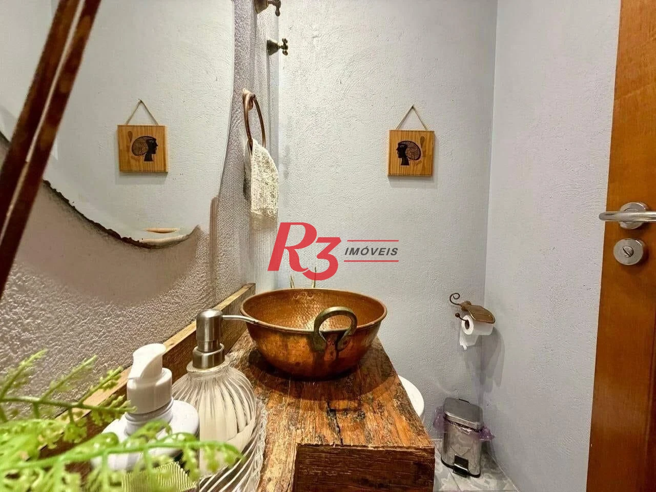 Apartamento com 3 dormitórios à venda, 135 m² por R$ 1.250.000,00 - Embaré - Santos/SP