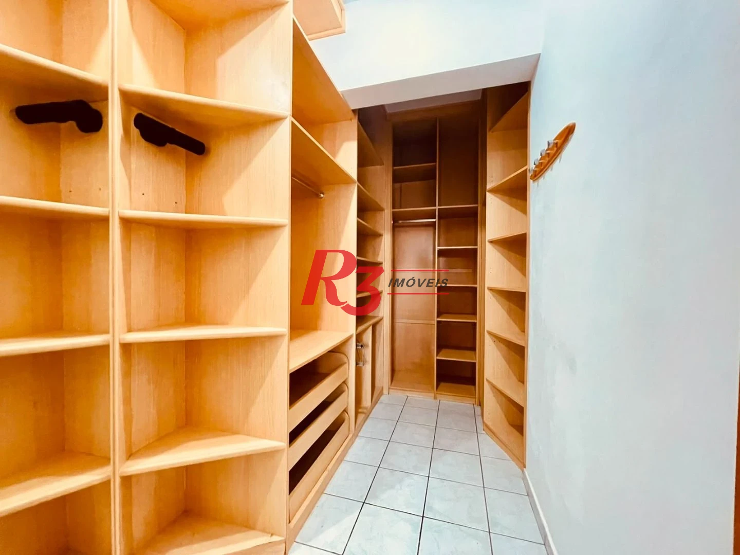 Apartamento com 2 dormitórios para alugar, 88 m² por R$ 5.379,93/mês - Pompéia - Santos/SP