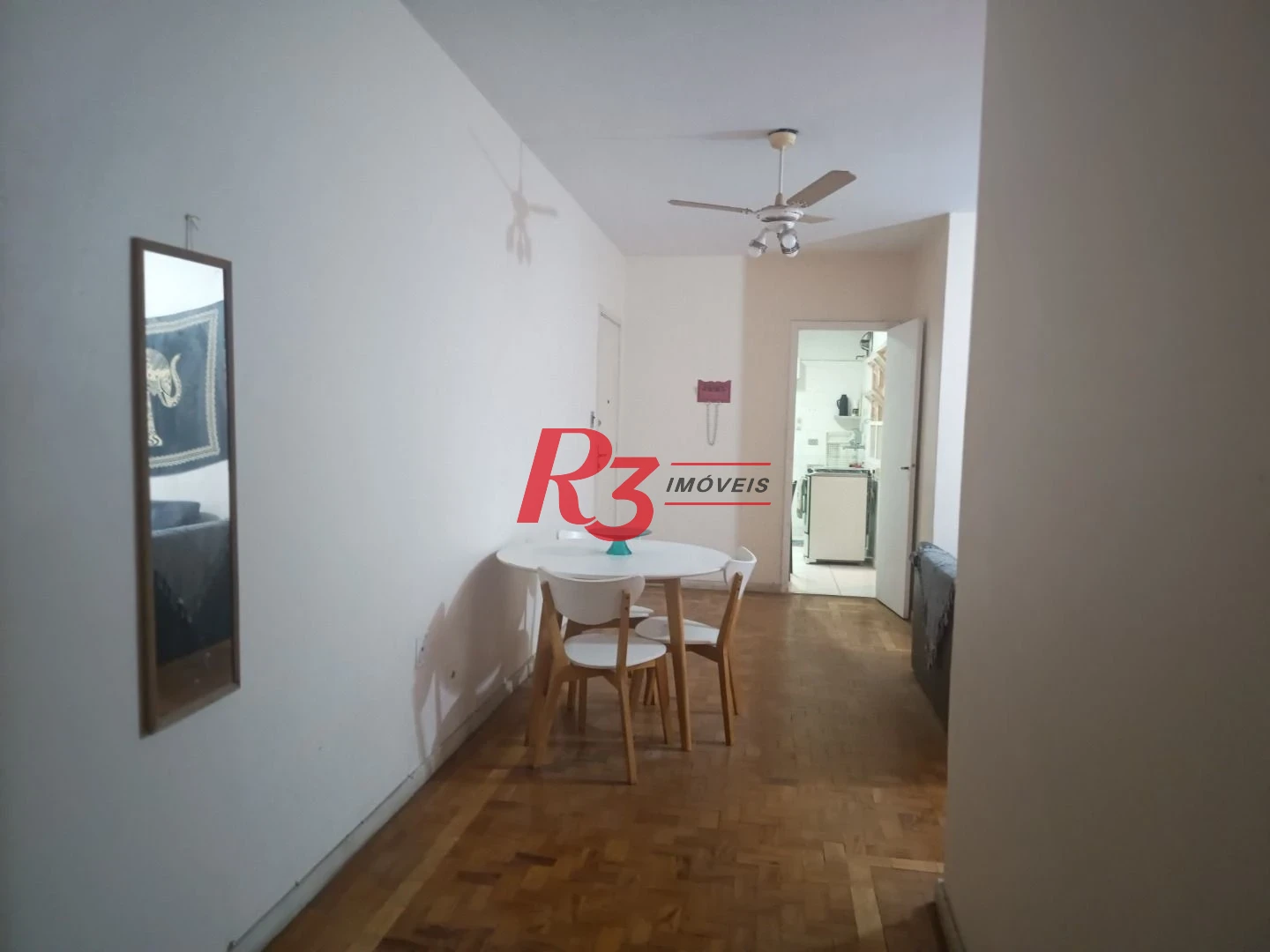 Apartamento com 2 dormitórios à venda, 98 m² por R$ 655.000,00 - Gonzaga - Santos/SP