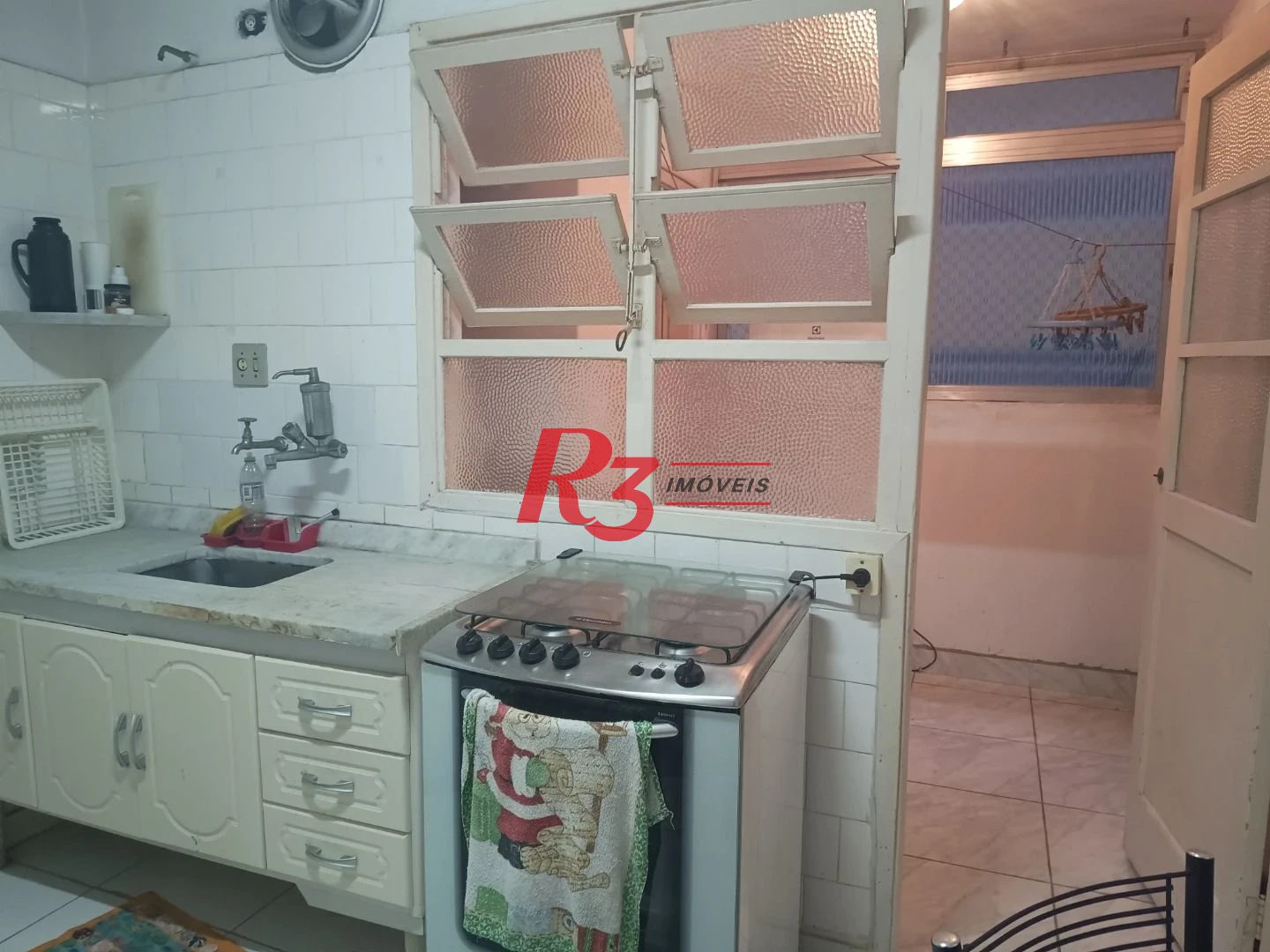 Apartamento com 2 dormitórios à venda, 98 m² por R$ 655.000,00 - Gonzaga - Santos/SP