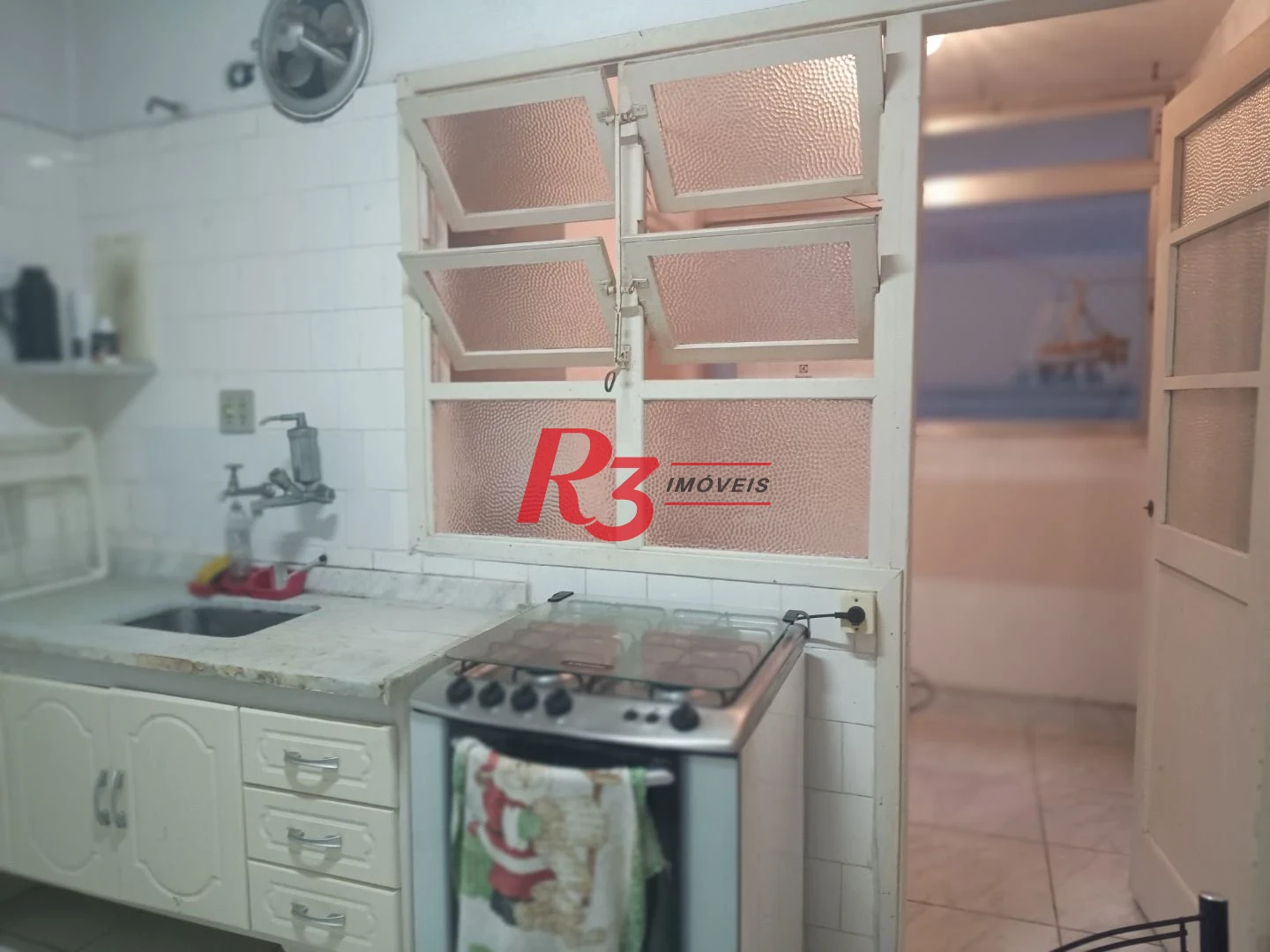 Apartamento com 2 dormitórios à venda, 98 m² por R$ 655.000,00 - Gonzaga - Santos/SP