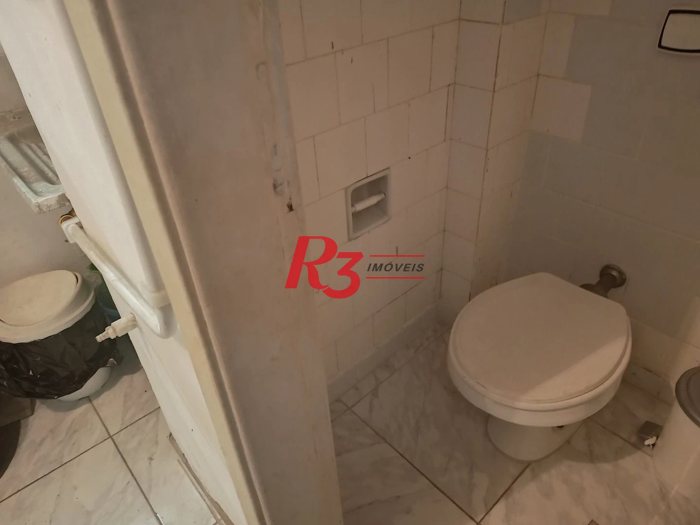 Apartamento com 2 dormitórios à venda, 98 m² por R$ 655.000,00 - Gonzaga - Santos/SP