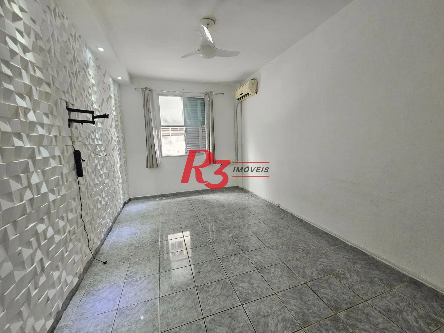 Studio com 1 dormitório à venda, 28 m² por R$ 320.000,00 - José Menino - Santos/SP