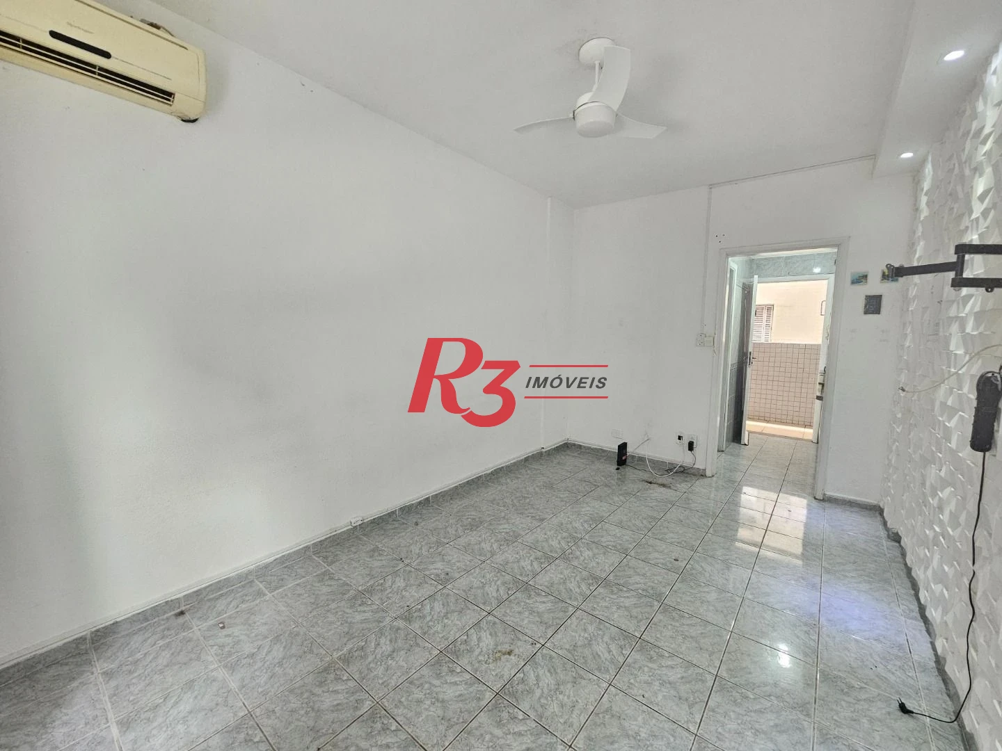 Studio com 1 dormitório à venda, 28 m² por R$ 320.000,00 - José Menino - Santos/SP