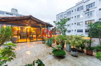 Casa com 3 dormitórios à venda, 242 m² por R$ 2.100.000,00 - Embaré - Santos/SP