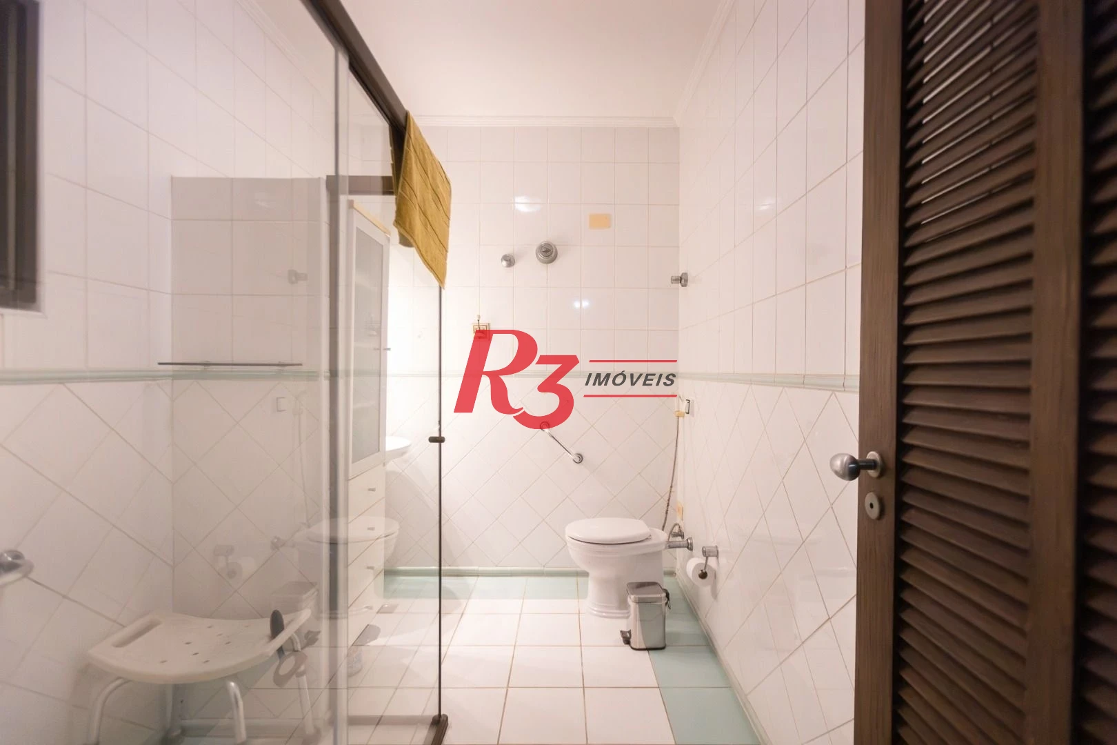Casa com 3 dormitórios à venda, 242 m² por R$ 2.100.000,00 - Embaré - Santos/SP