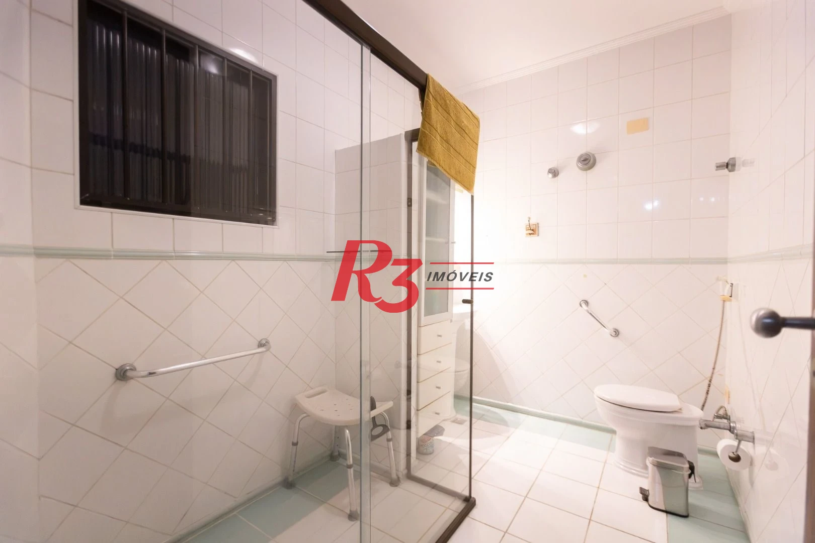 Casa com 3 dormitórios à venda, 242 m² por R$ 2.100.000,00 - Embaré - Santos/SP