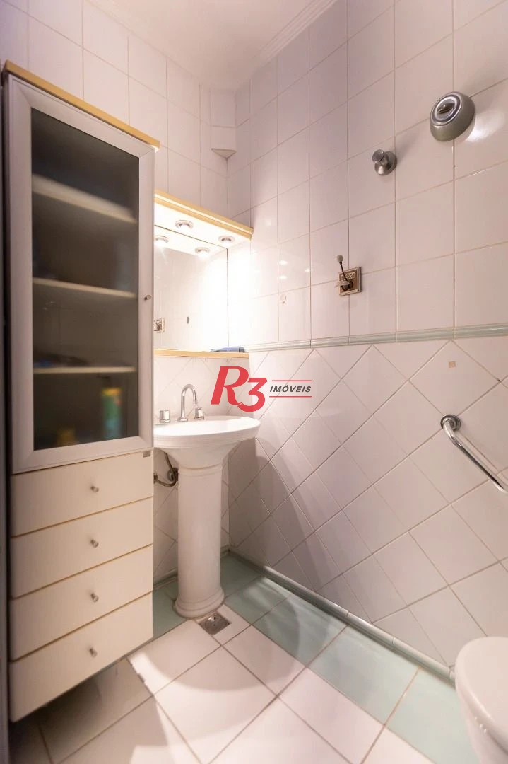 Casa com 3 dormitórios à venda, 242 m² por R$ 2.100.000,00 - Embaré - Santos/SP